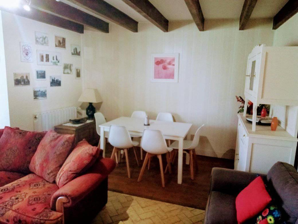 Cottage By The Chateau With Pool In National Parc Les Salles-Lavauguyon エクステリア 写真